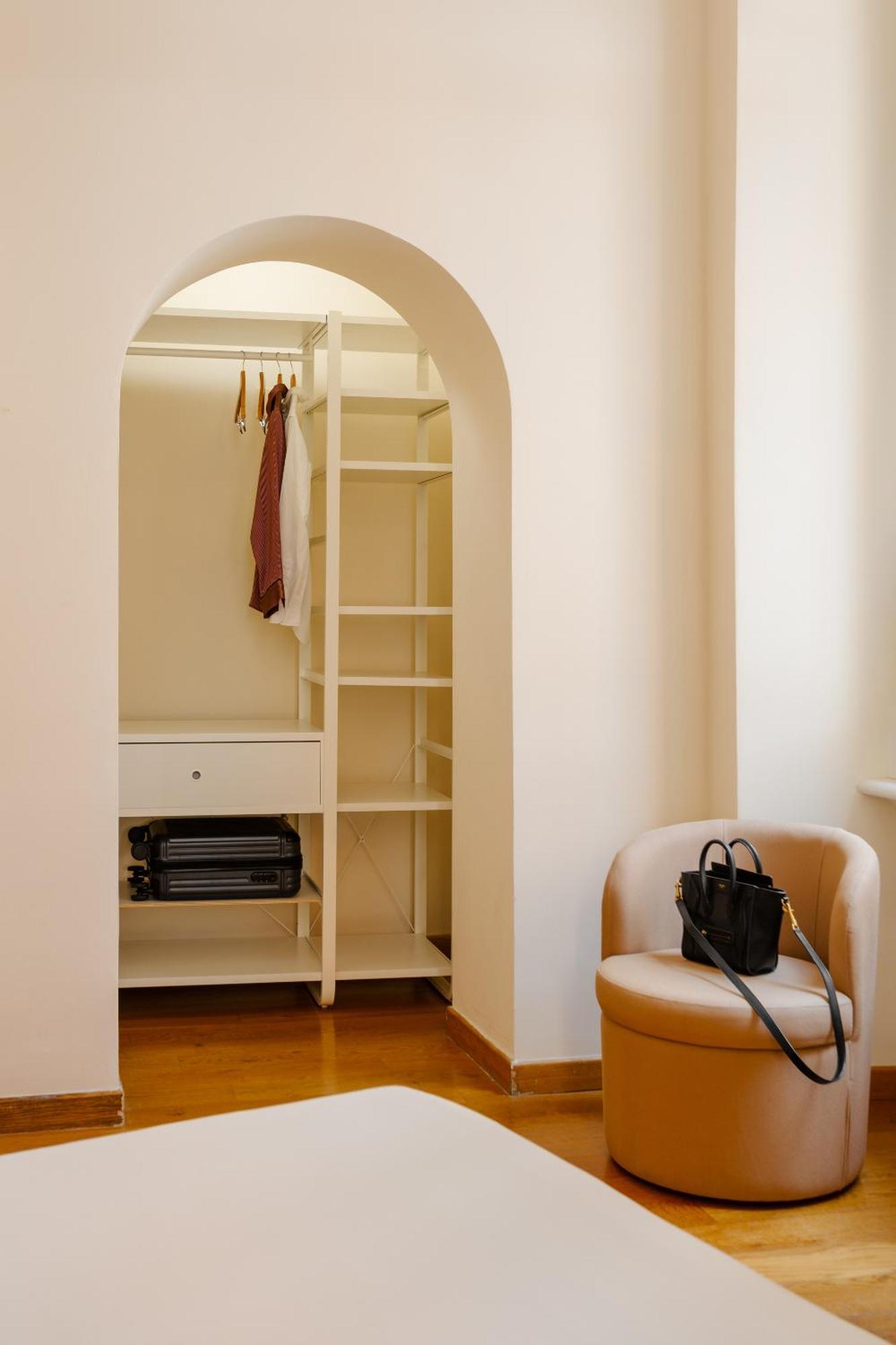 Sonder — Fontana Di Trevi Lejlighedshotel 3*